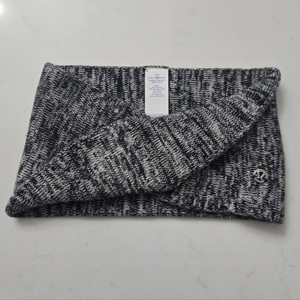 NEW Lululemon Mantra Twist Ear Warmer Heathered Black/ Heathered White